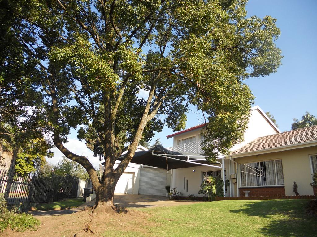 Magaliqua Guest House Noordheuwel エクステリア 写真